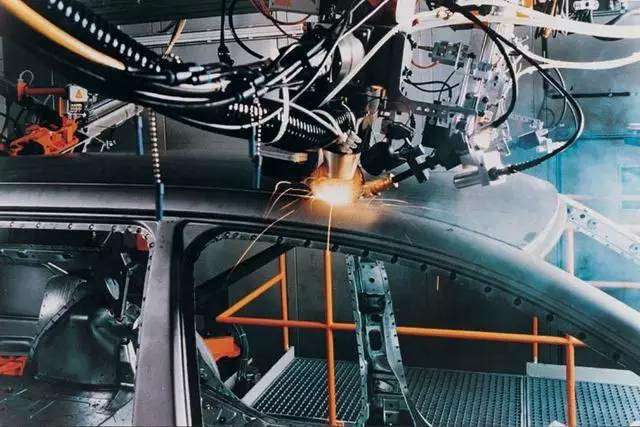 钣金加工中的激光焊接到底是什么?-IM·官方版网站登录入口-IM(中国) 钣金加工中的激光焊接到底是什么?-IM·官方版网站登录入口-IM(中国)
